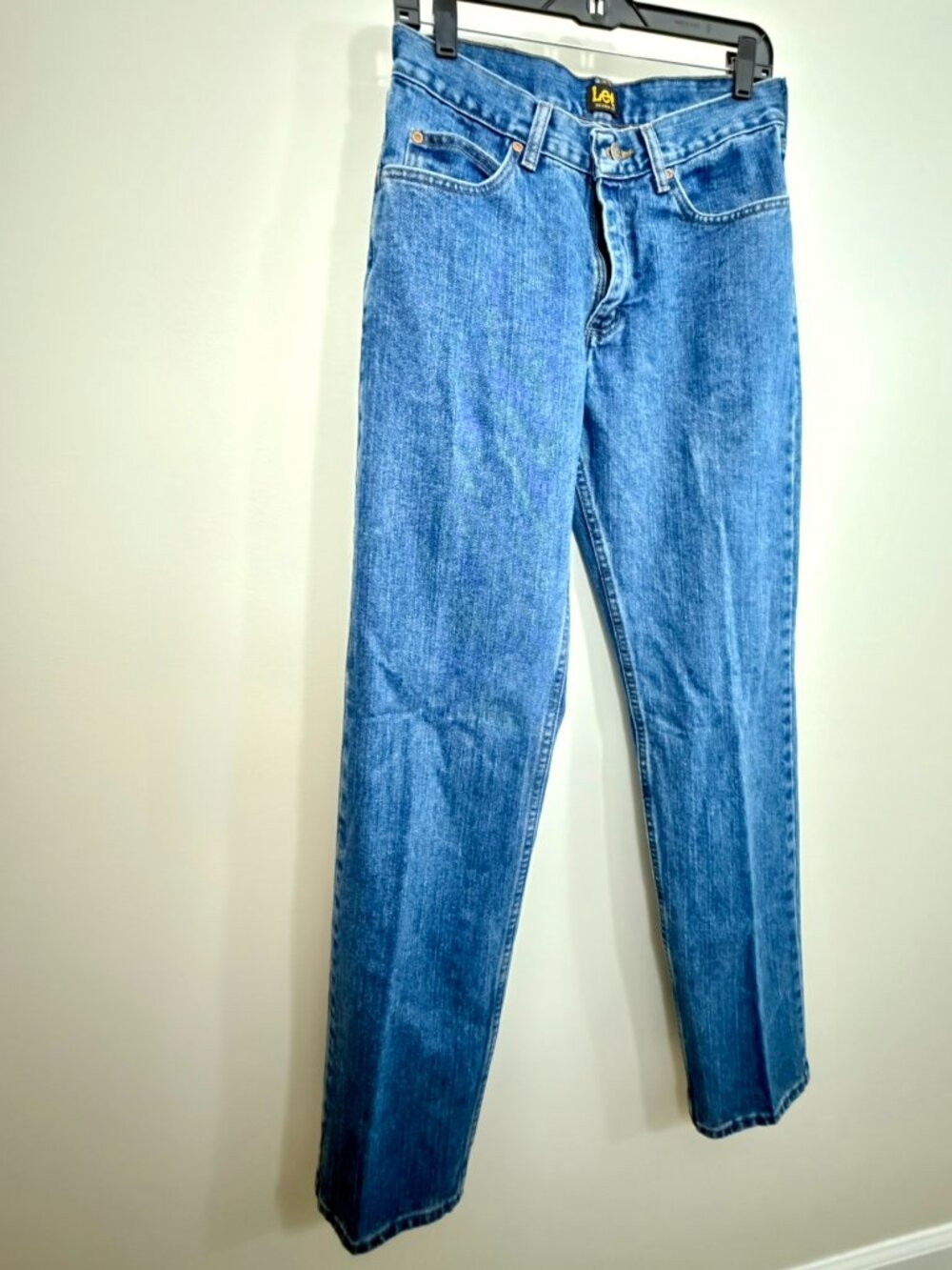 Lee Relaxed Fit Jeans 30×34 • Men’s Classic Denim • Excellent Condition